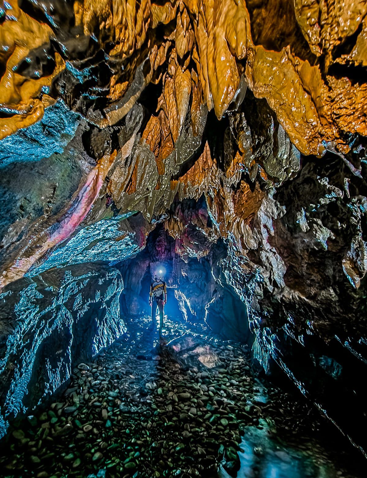 WhatsApp Image 2025-11-28 at 22.02.14